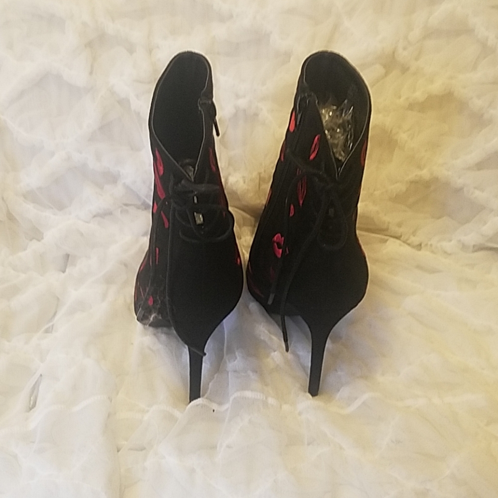 Booties - Picture 3 of 4